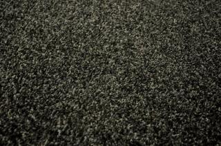 Koberec Eton čierny v metráži (Čierny koberec v šírke 4m)