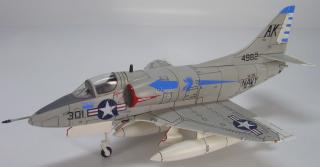 A-4B Skyhawk, VA-106 Gladiator, VA-106 USS Essex - Hobby Master 1:72