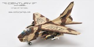 A-7E Corsair II VA-72 Bluehawks AC400 1991 Desert Storm - 1:72