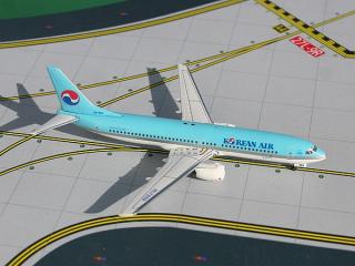 B737-86N Korean Air - Aviation 1:400