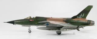 F-105D Thunderchief  Arkansas Traveler” 59-1743, Col. Dougla - Hobby