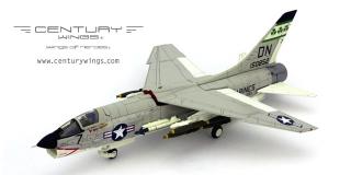 F-8E Crusader U.S.Marine Corps VMF(AW)-333 FIGHTING SHAMROCKS