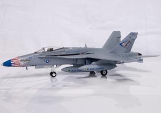 F/A-18C Hornet, USN VFA-146 Blue Diamonds, CAG Thomps - 1:72
