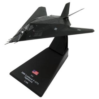 Létajíci pevnosti č.10 - Lockheed F-117A Nighthawk - Amercom 1:144
