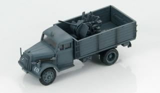 Opel Blitz, German Cargo Truck w/20mm Flak, Russia - Hobby Master 1:72