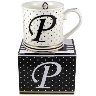 Šálka na kávu čaj s písmenom P