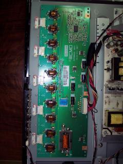 VIT70063.50 REV:3 SHARP LC-26SB25E  panel V260B1-L11 Rev.C1 (Používaný 100% funkčný.)