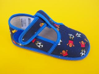 Detské barefoot papučky Beda - modré futbal BAREFOOT SLIM 429-SK666