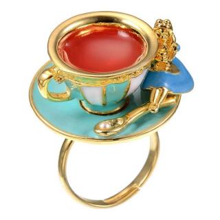 Disney Store Alica v krajine zázrakov: Prsteň v tvare šálky čaju (Disney Store Japan Alice in Wonderland Tea Cup 3D Ring)