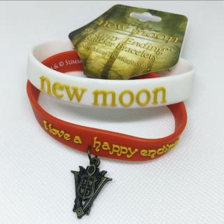 Twilight saga: New Moon Náramky s príveskom Volturi (Twilight saga: New Moon  Happy Ending  Rubber Bracelets)