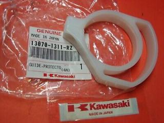 Ochranné vodítko na prednú vidlicu KAWASAKI KX 125+250+500 Pravá strana 1997-2003 originál diel