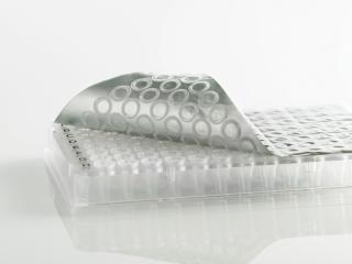 DMSO Resistant Peel Heat Seal Prevedenie: sheets (125 x 78mm) on perforated roll; 100 sheets