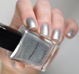 AVON Lak na nechty Hollywood - White Gold