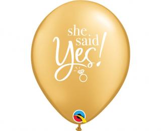 Latexové balóny She Said Yes! Gold 4ks v balení