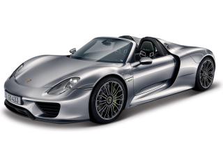 Bburago Plus Porsche 918 Spyder 1:24 stříbrná