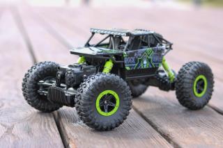 iMex Toys Conqueror 4x4 2800mAh RTR crawler zelená 100 minút jazdy 1:18