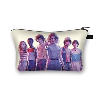 Kozmetická taštička Stranger Things 3 | mystore.sk
