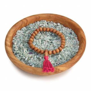 Bodhi Mala náramok s vôňou santalového dreva s ružovým strapcom