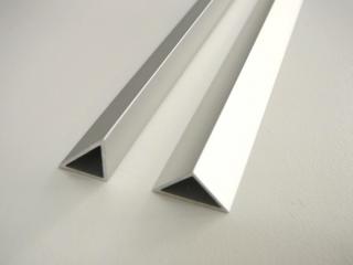Hliníkový nástěnný profil pre LED pásiky triangel Délka 1m