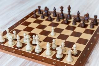 Drevená šachová súprava Staunton KLUB MAXI