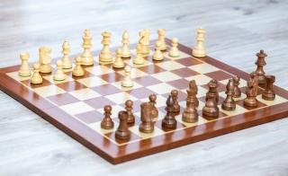 Drevené skladacie šachy Francúzky agát