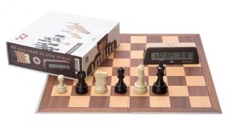 Šachová súprava a digitálne šachové hodiny
