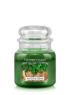 COUNTRY CANDLE Balsam & Cedar vonná sviečka stredná 2-knôtová (453 g)