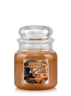 Country Candle Cinnamon Buns vonná sviečka stredná 2-knôtová (453 g)