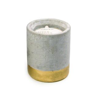Paddywax URBAN AMBER + SMOKE vonná sviečka v betónovej nádobe vonná sviečka (3.5oz / 99g)