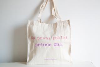 Taška - Na první pohled prince zná. Taška: Taška