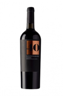 Negroamaro - červené víno s intenzívnou vôňou červeného ovocia