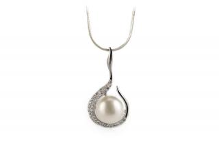 Pôvabný strieborný perlový prívesok