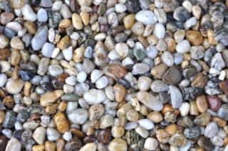 Dmix kameň + pojivo pre kamenný koberec Velikost: D-mix 4/6mm kamenný koberec hr.14mm