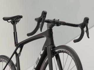 Madone SL 6 AXS Gen 8 ML