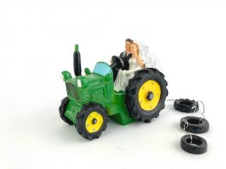 Svadobná figúrka nejedlá ŽENÍCH A NEVESTA na traktore 11 cm