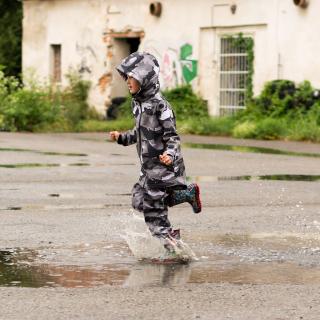 Outdoorové nohavice maskáč