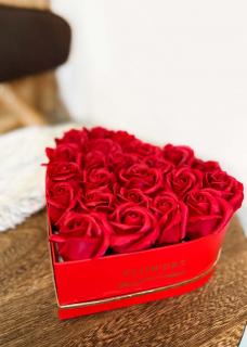 Mydlový Flower box Srdce 8 (23 ruží)