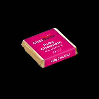 Ruby čokoláda s chilli Red Jalapeño 5 g (Exotická ruby čokoláda s červeným Jalapeñom vás zavedie do sveta jemne ovocných a pikantných chutí. Táto jedinečná kombinácia farby a chuti vytvára nezabudnuteľný zážitok.)