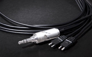 ADL Furutech iHP-35S HD25 1,3 m (Alternatívny kábel vysokej kvality pre slúchadlá Sennheiser HD 25, dĺžka 0,95 m od pravého slúchadla)