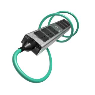 IsoTek V5 Polaris + kabel INITIUM C13/1,5m (set) Strieborná (Sieťový filter)