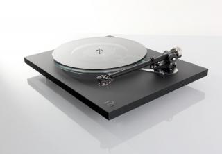 Rega Planar 6  šedá + Ania Pro MC (Gramofón Rega Planar 6 s prenoskou Ania Pro MC)