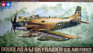 Douglas A-1J Skyraider USAF Tamiya 61073
