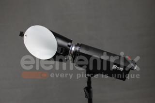 Otočný BIELY Reflektor na fotografické pozadie pre zábleskové svetlo BOWENS (FPR2)