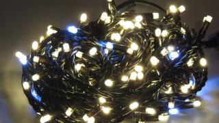 VIXEN PROFI LED Vianočná reťaz 20m telá biela s FLASH efektom SPÁJATELÁ (Vianočná Svetelná LED reťaz LIV30144 VIXEN 20m teplá biela s FLASH efektom. Možnosť pripojiť 40ks súprav = 200m)