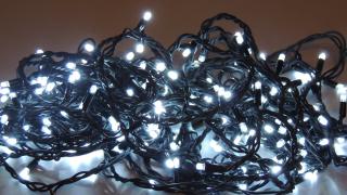 VIXEN PROFI LED Vianočná reťaz 5m studená biela (bez programu) (Vianočná Svetelná LED reťaz  VIXEN LIV30014 5m studená biela )