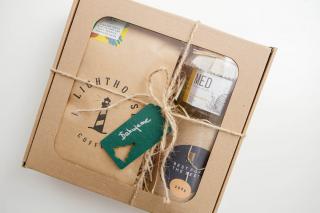 Lighthouse Coffee & Lyra & med od včelára: darčekový balíček