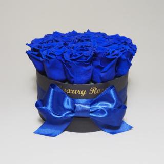 Luxusný okrúhly čierny box S s trvácnymi modrými ružami