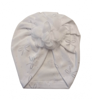 Čiapka / turban bavlnená biela so striebornými mašličkami - zdobenie kvet, obv. hlavy 42/44