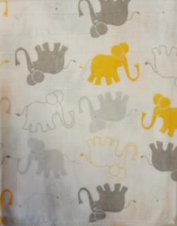 Plienka bavlnená s potlačou biela - sivé a žlté slony (100% bavlna)