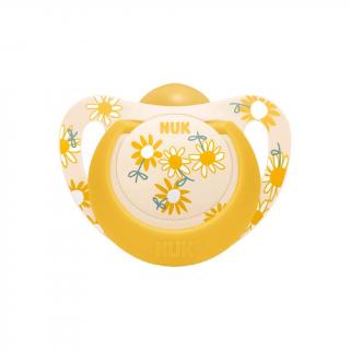 NUK Dojčenský latexový cumlík NUK Star 18-36 m žltý   18-36 m